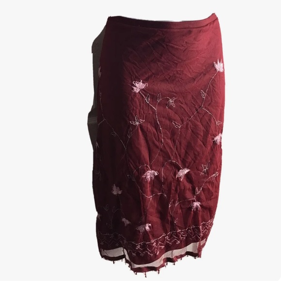 Zashi Sheer Overlay Lined Skirt -Ruby Floral Pattern Beaded Hem- Size M MEDIUM - Picture 1 of 13